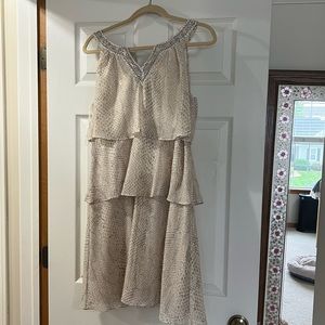 WHITE HOUSE BLACK MARKET TAUPE DRESS (matching earrings/bracelet)-NEW WITH TAGS